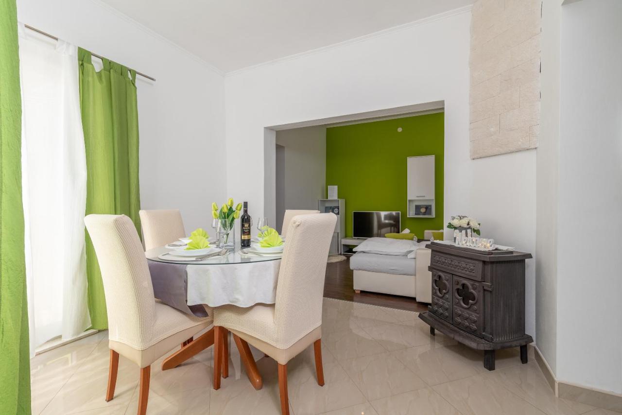 Apartment Roko Trogir Exterior photo