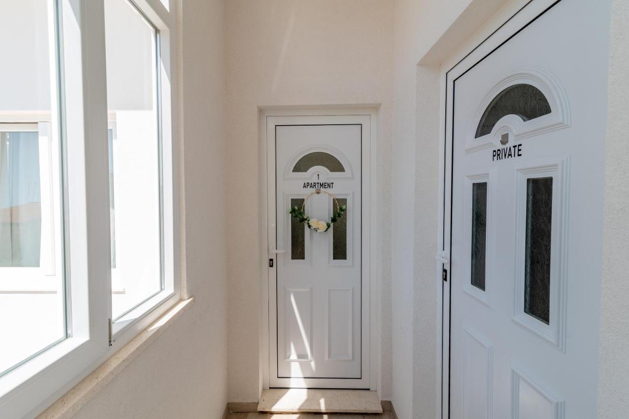 Apartment Roko Trogir Exterior photo
