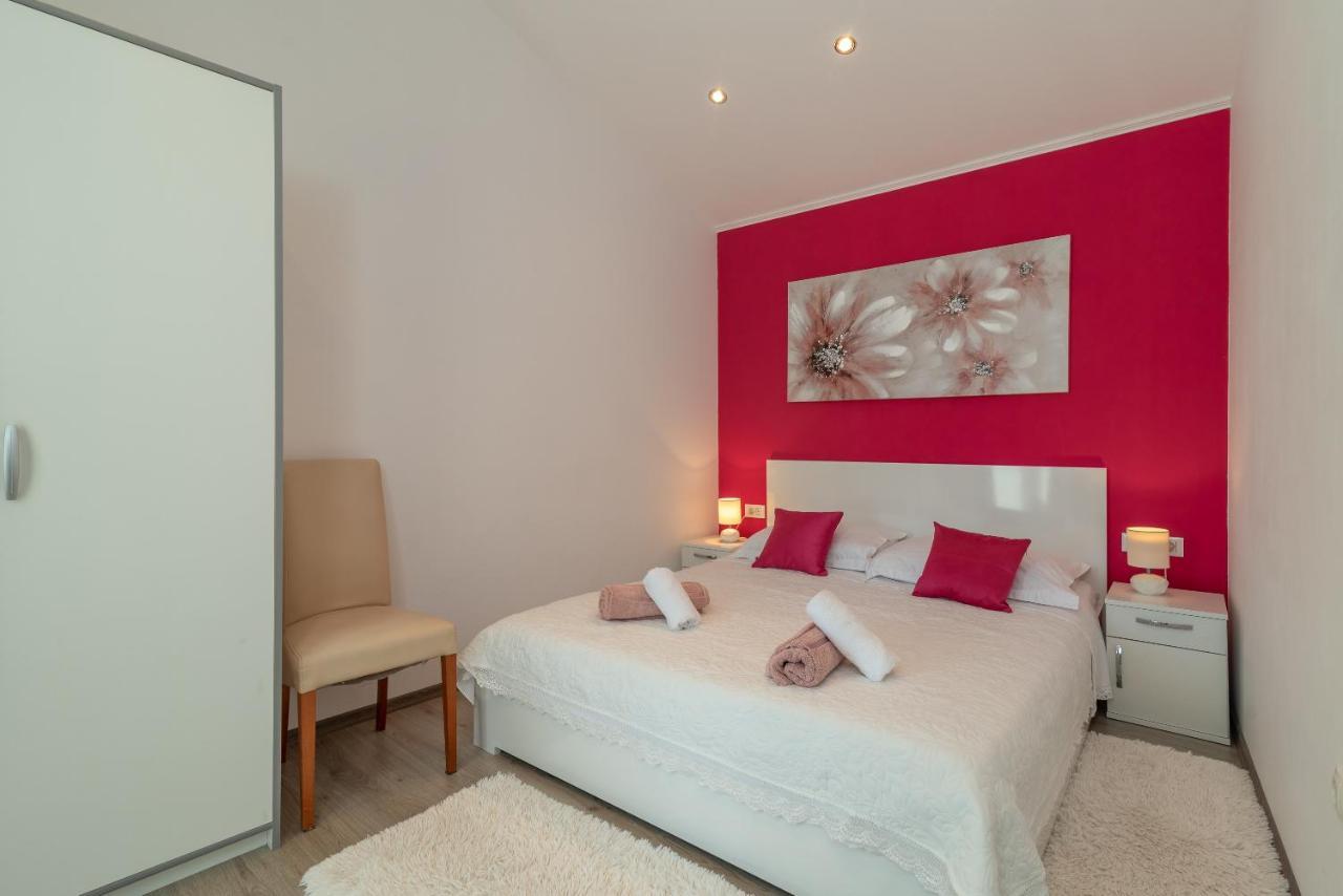 Apartment Roko Trogir Exterior photo