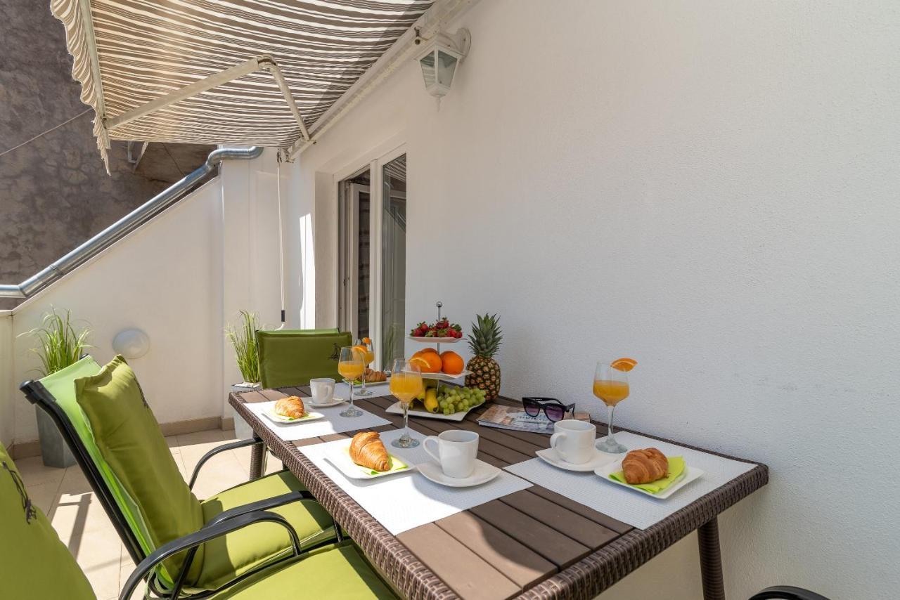 Apartment Roko Trogir Exterior photo