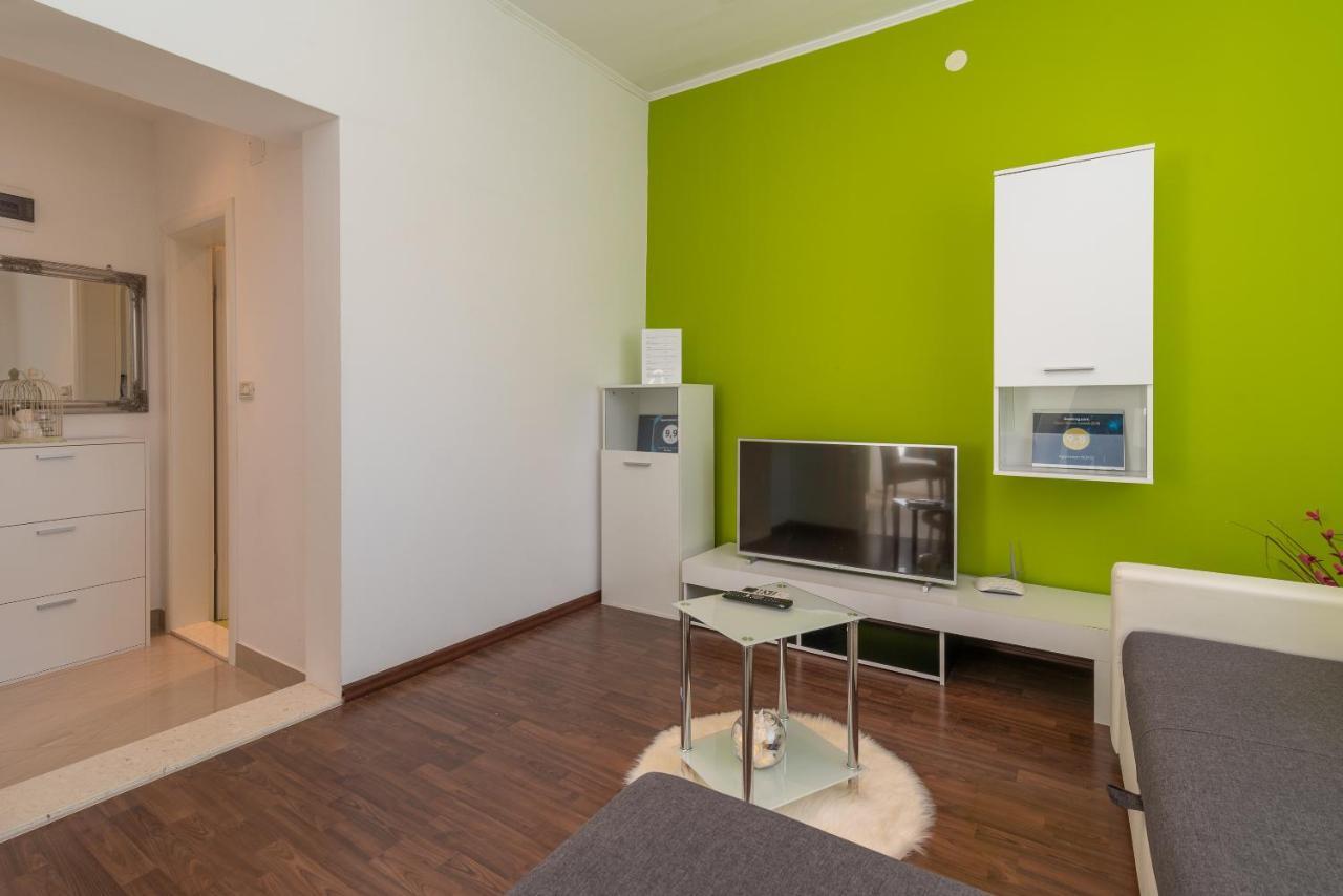 Apartment Roko Trogir Exterior photo