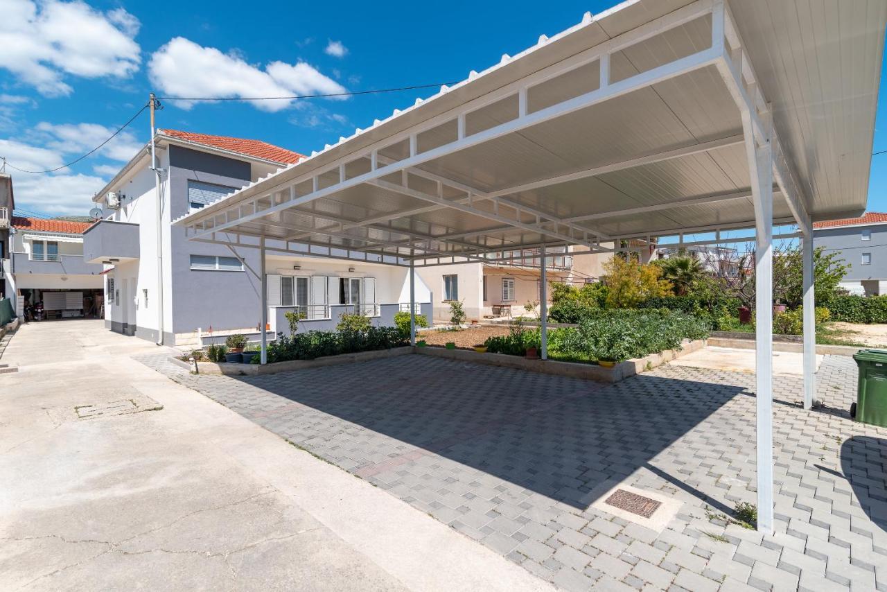 Apartment Roko Trogir Exterior photo