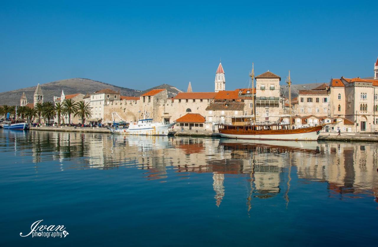 Apartment Roko Trogir Exterior photo
